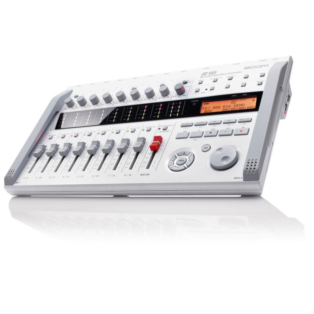 Zoom R16 Multi Track Recorder