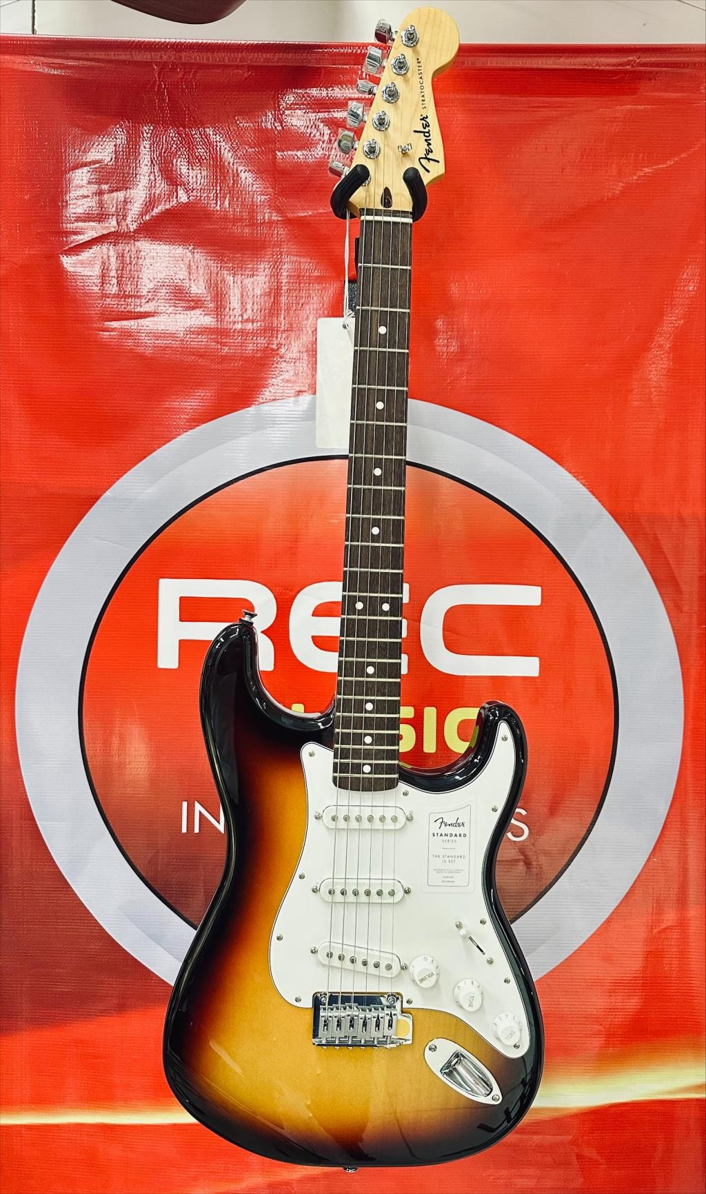 Fender Guit.strato Std. LRL WPG 0266240500 SB