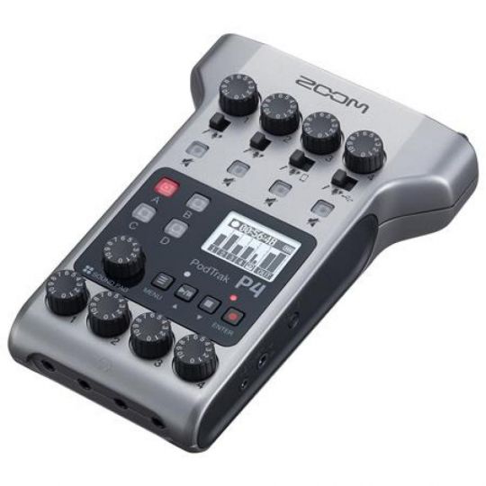 ZOOM PODTRACK P4 PODCAST RECORDER