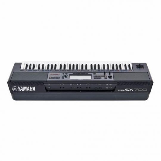 YAMAHA PSR SX700