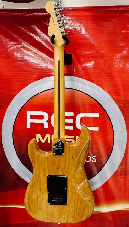 FENDER GUIT. STRAT AM PRO II MN RST PINE