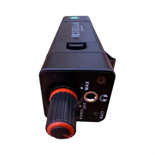 XVIVE P4 IN-EAR MONITOR AMPLIFIER