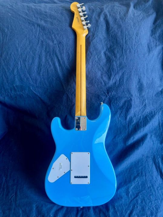 FENDER GUIT. AERODYNE SPECIAL STRATO B STOCK