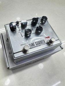 AGUILAR TONE HAMMER PRE BASS V2 
