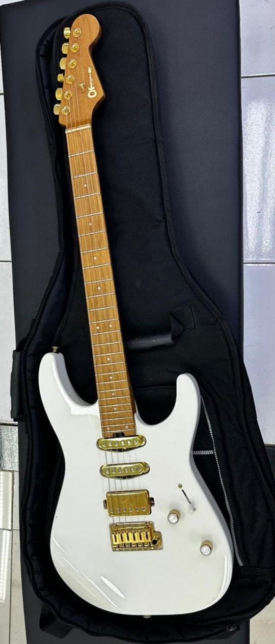 CHARVEL GUIT. PRO MOD DK24 B STOK