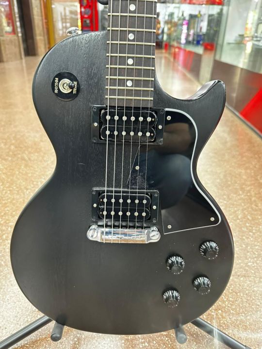 GIBSON LES PAUL SPECIAL TRIBUTE BK B STOCK 
