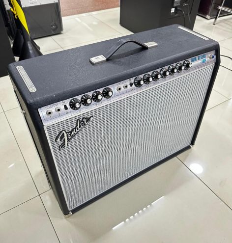FENDER TWIN 68 CUSTOM REVERB B STOCK 