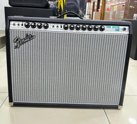 FENDER TWIN 68 CUSTOM REVERB B STOCK 