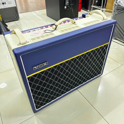 VOX AC30C2 B STOCK 
