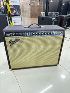 FENDER TWIN REVERB 65 LIMITED 