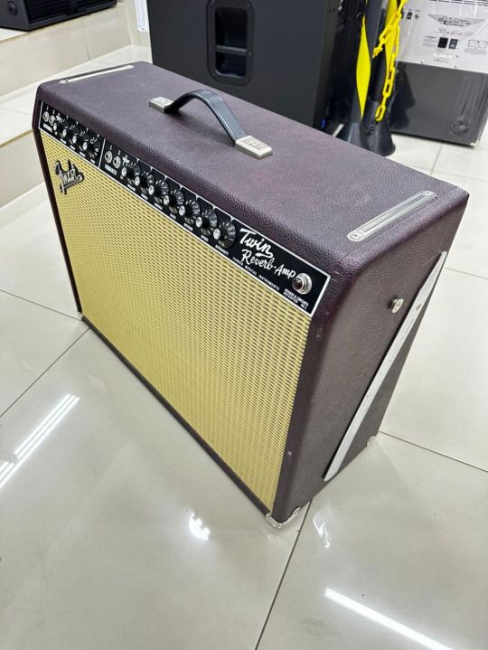 FENDER TWIN REVERB 65 LIMITED B STOCK 