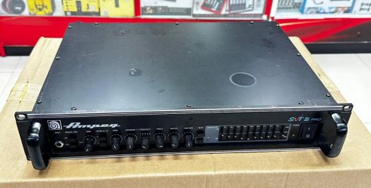 AMPEG SVT3 PRO B STOCK 