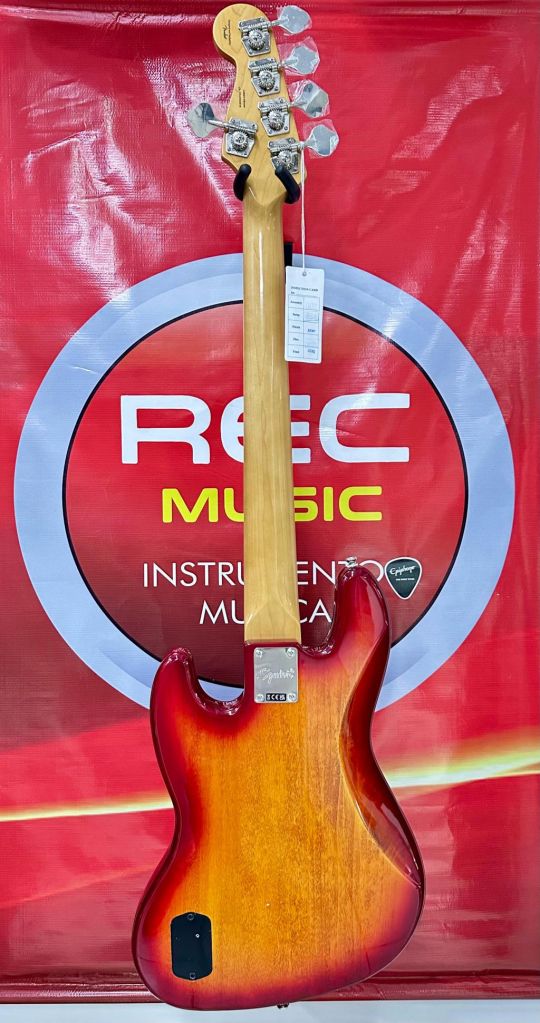 FENDER BASS SQUIER CLAS.VIB J.BASS V70S 0374554547