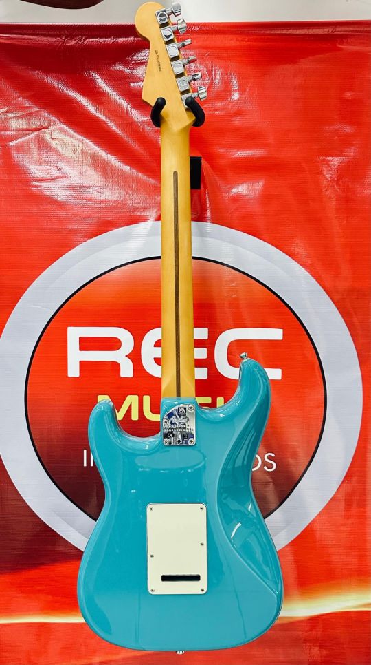 FENDER AMERICAN PROF.II HSS 0113910719 B STOCK 