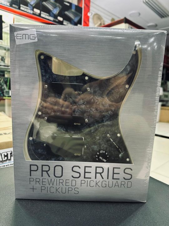 EMG STEVE LUKATHER B STOCK 