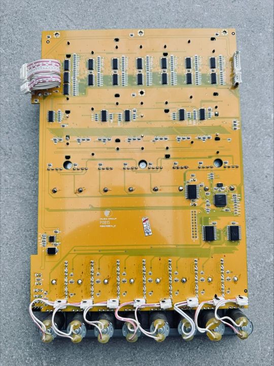 BEHRINGER PLACA X32 FADERS 9-16 IN