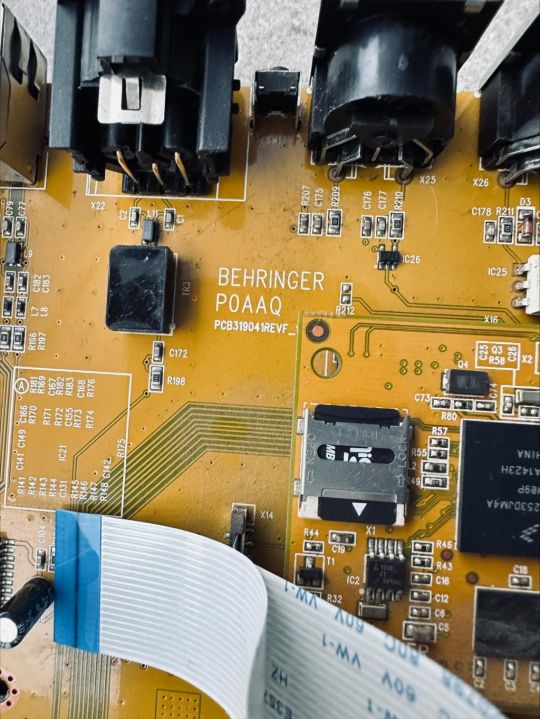 BEHRINGER PLACA X32 PLACA MAE COMPLETA