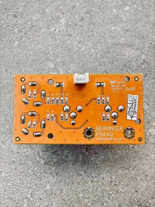 BEHRINGER PLACA X32 MONITOR /CONTROL ROOM OUTPUT