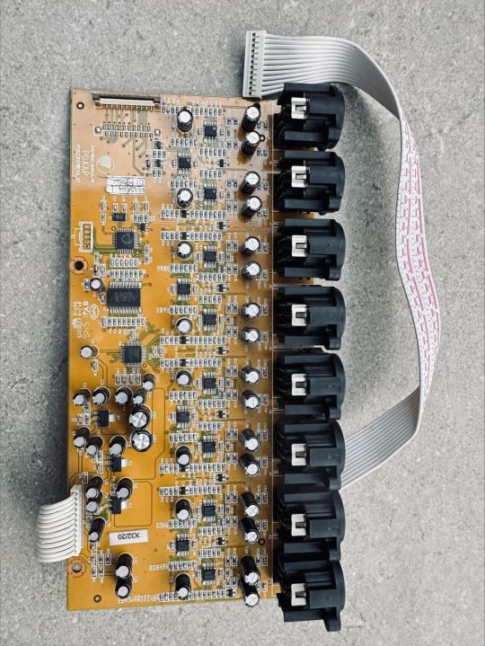 BEHRINGER PLACA X32 OUTPUT 1-8CH